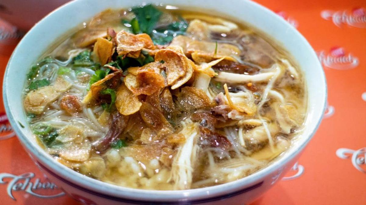 Soto Semarang Pak Prio: Santapan Pagi yang Menghangatkan Hati di Cilacap